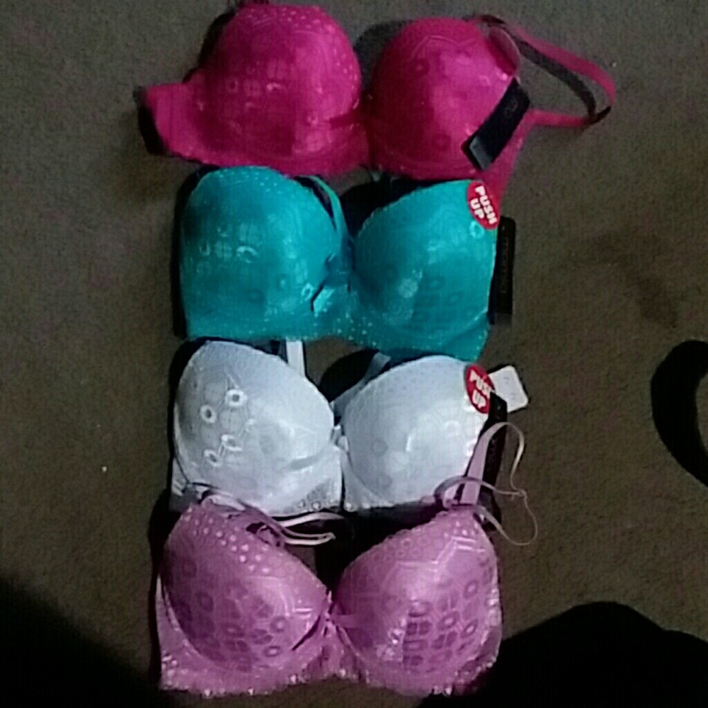 NWT set of bras